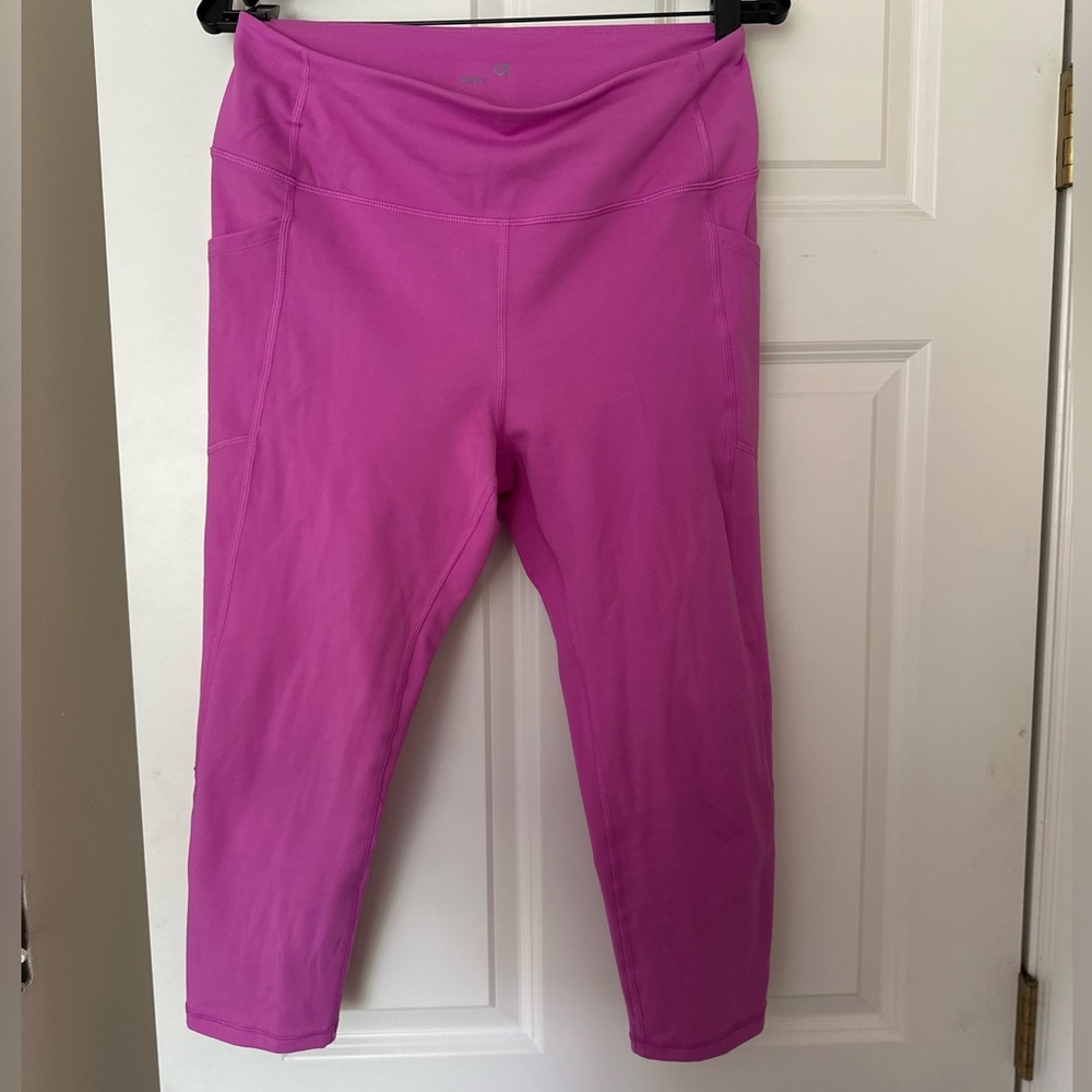 NWOT* Gap Hot Pink Cropped Legging w/pockets - Size Large